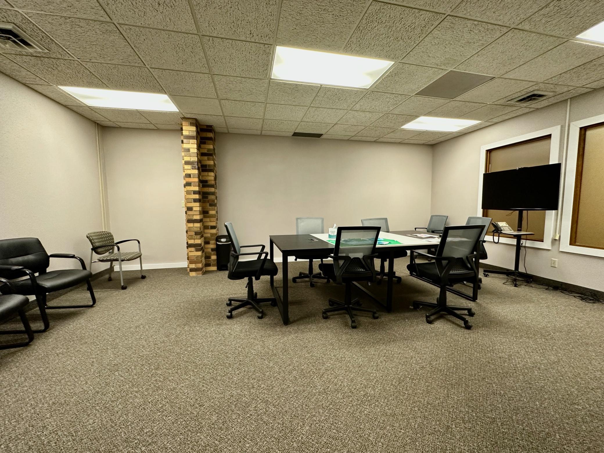 main property photo 9