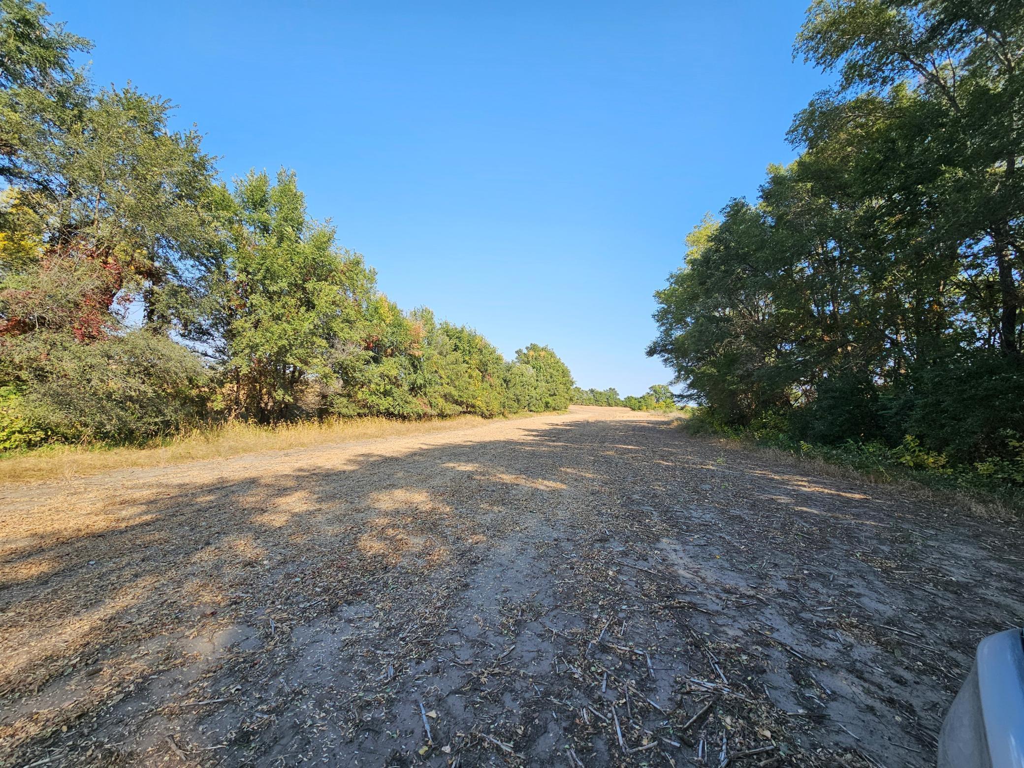 main property photo 6