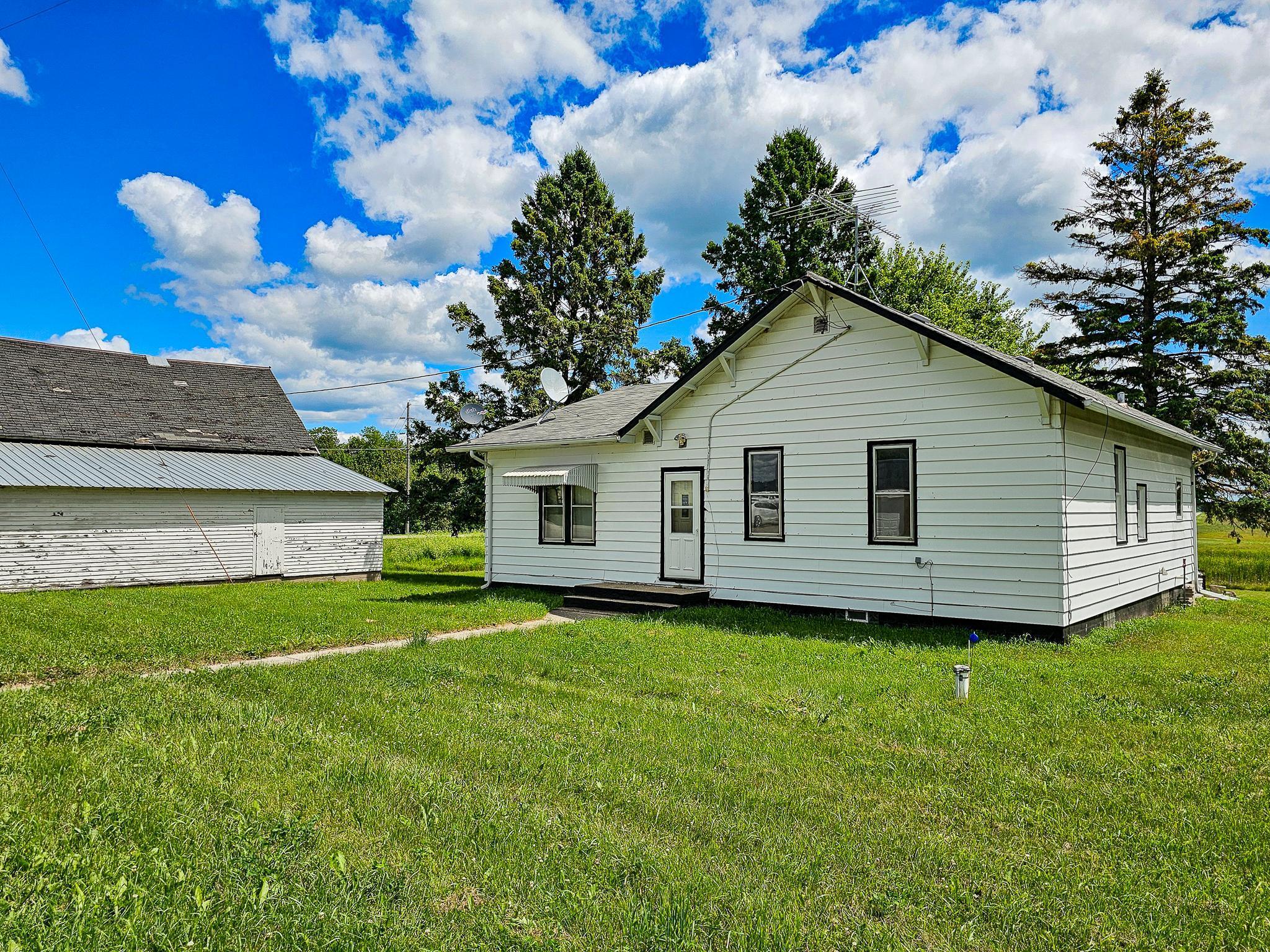 main property photo 22