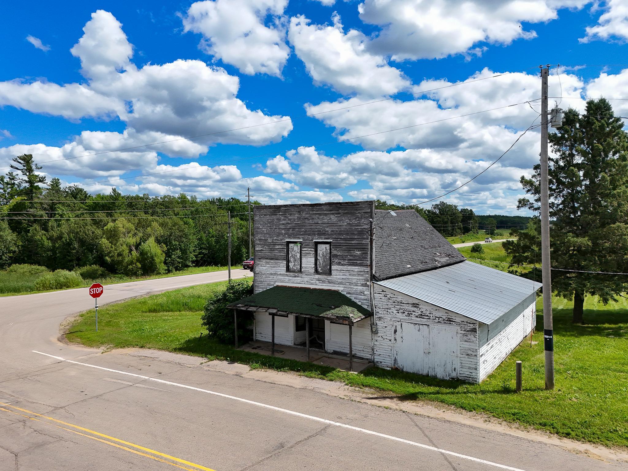 main property photo 23