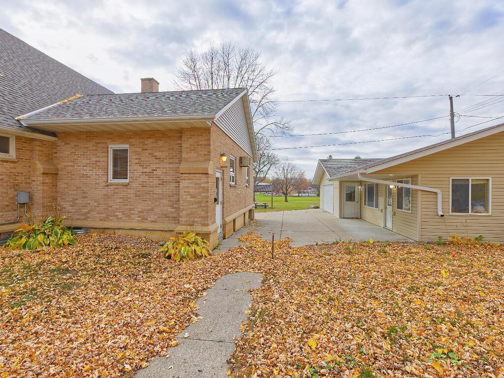 main property photo 70