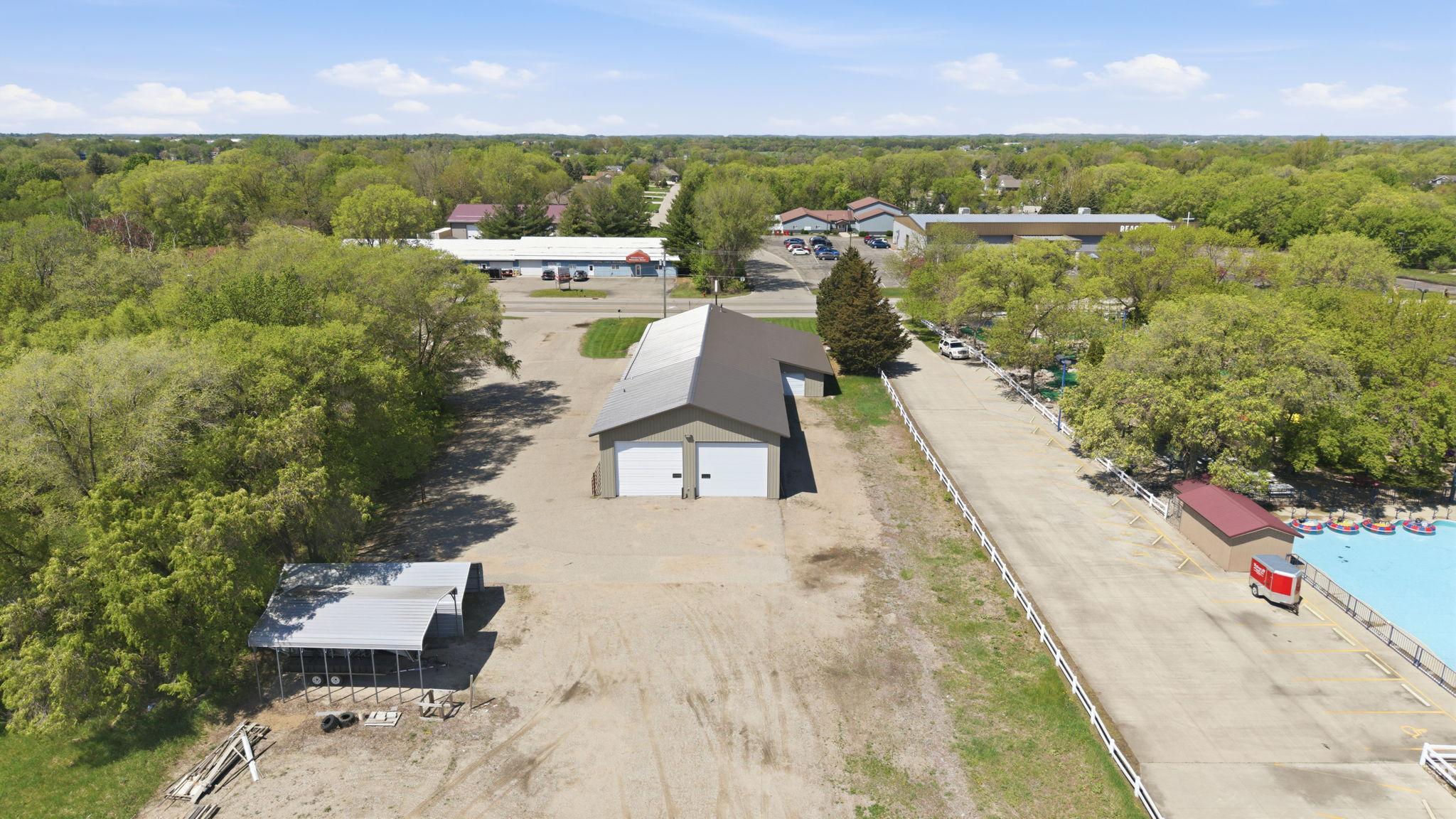 main property photo 24