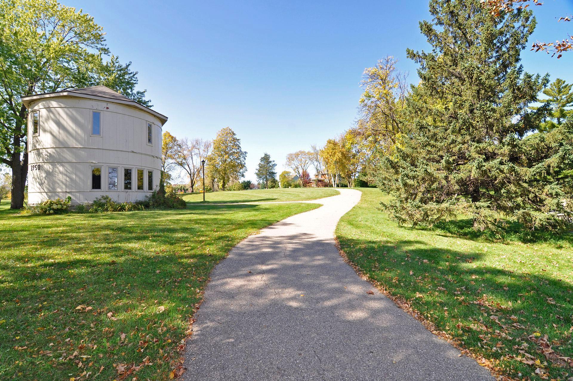 main property photo 38