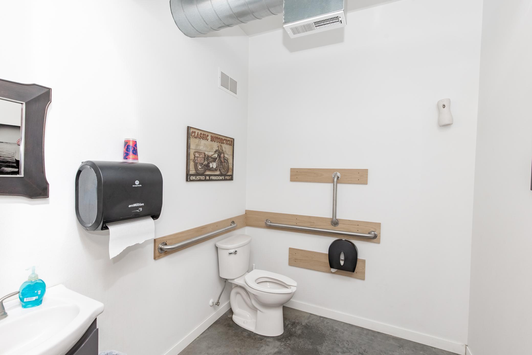 main property photo 26