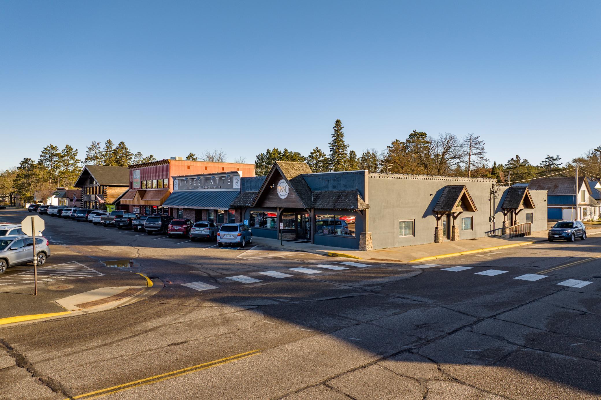 main property photo 27