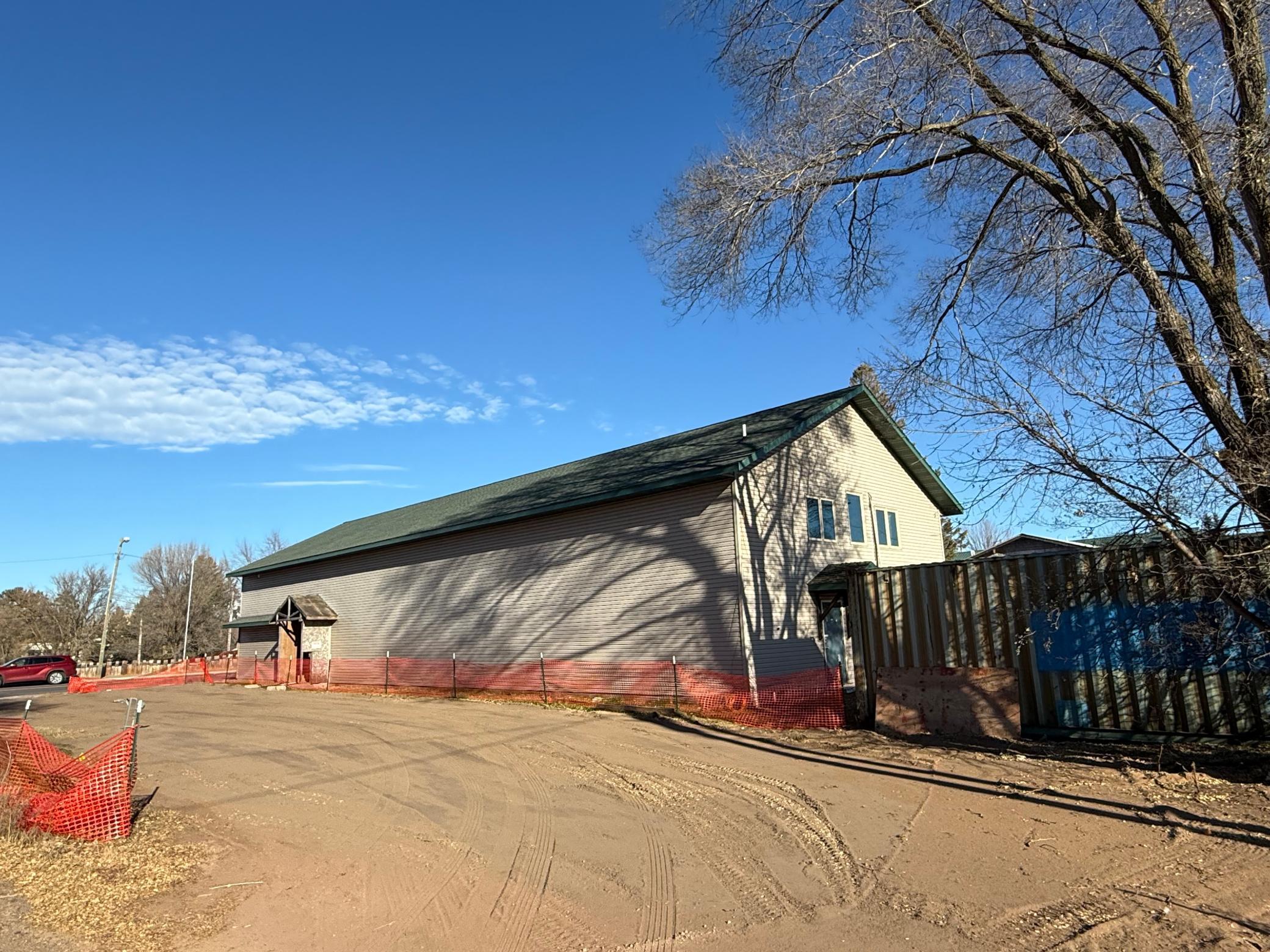 main property photo 5