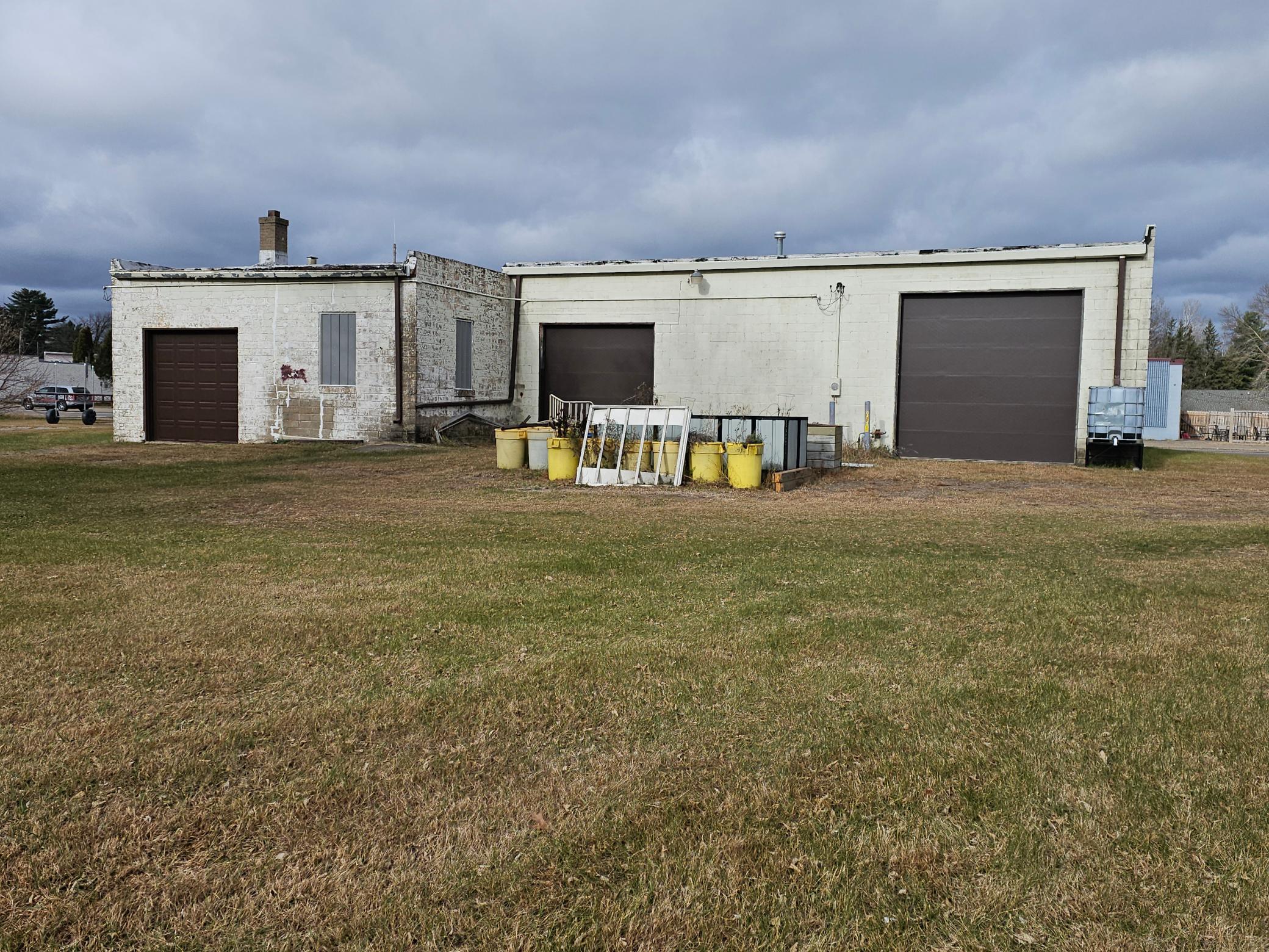 main property photo 20