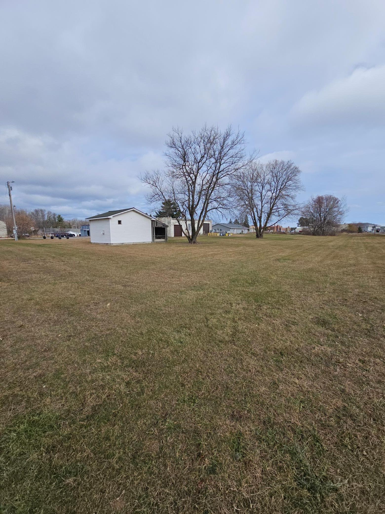 main property photo 24