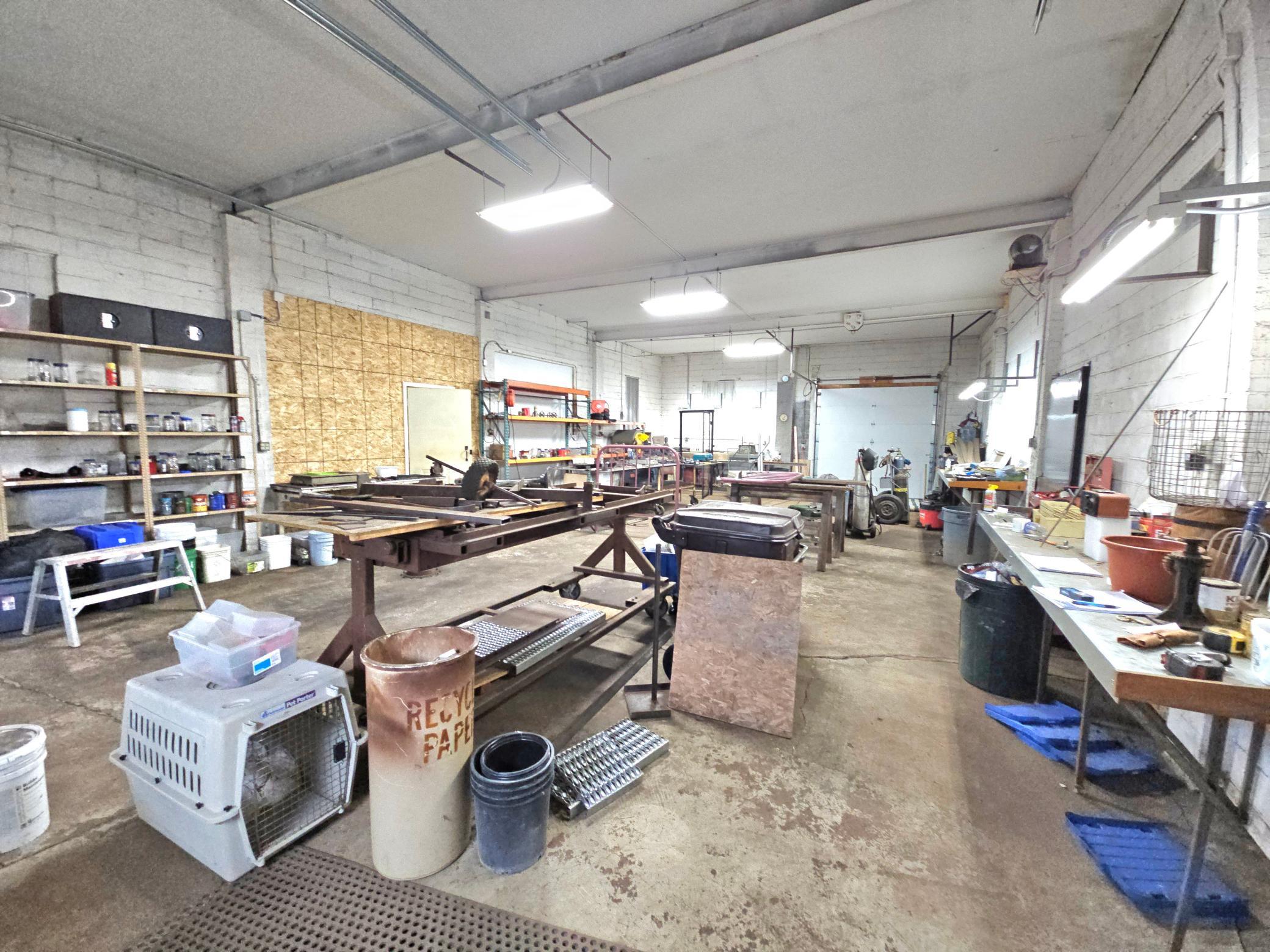 main property photo 9