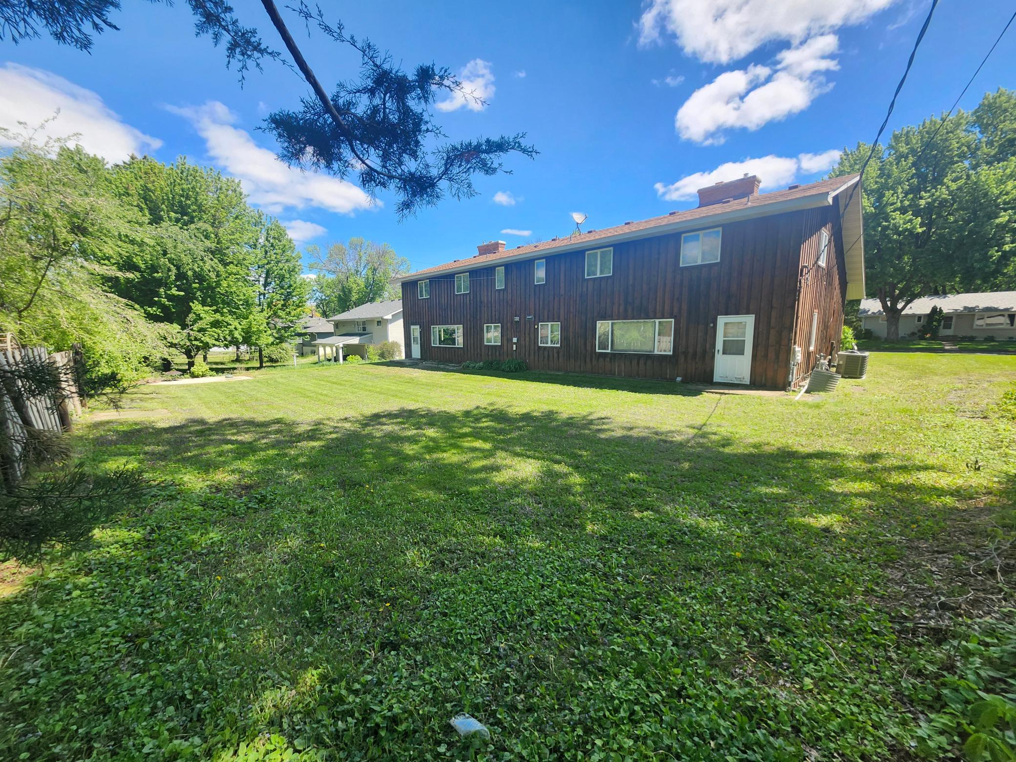 main property photo 28