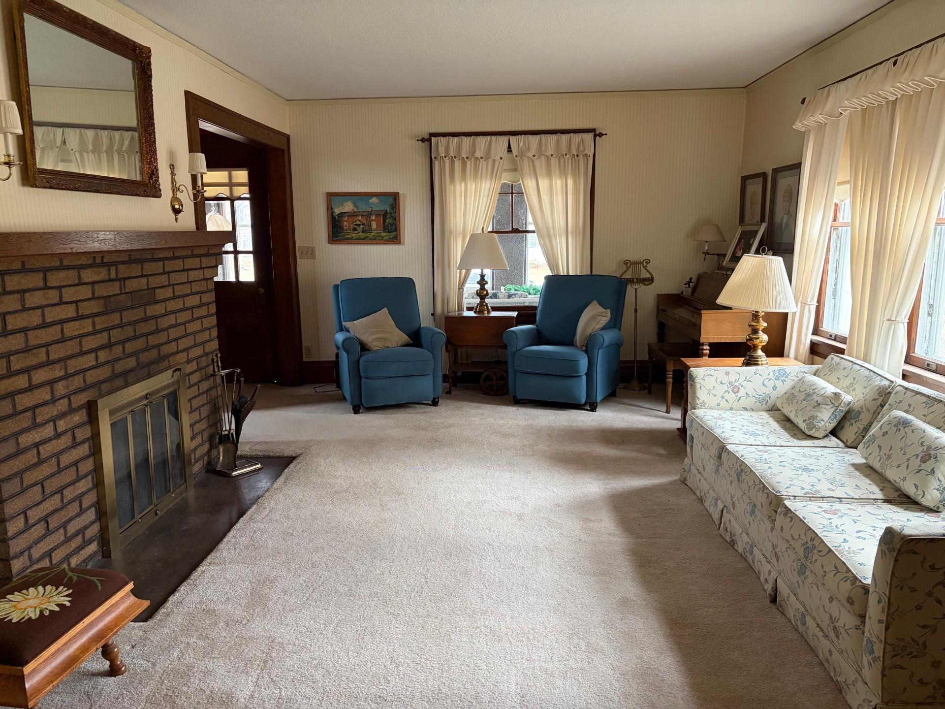 main property photo 16