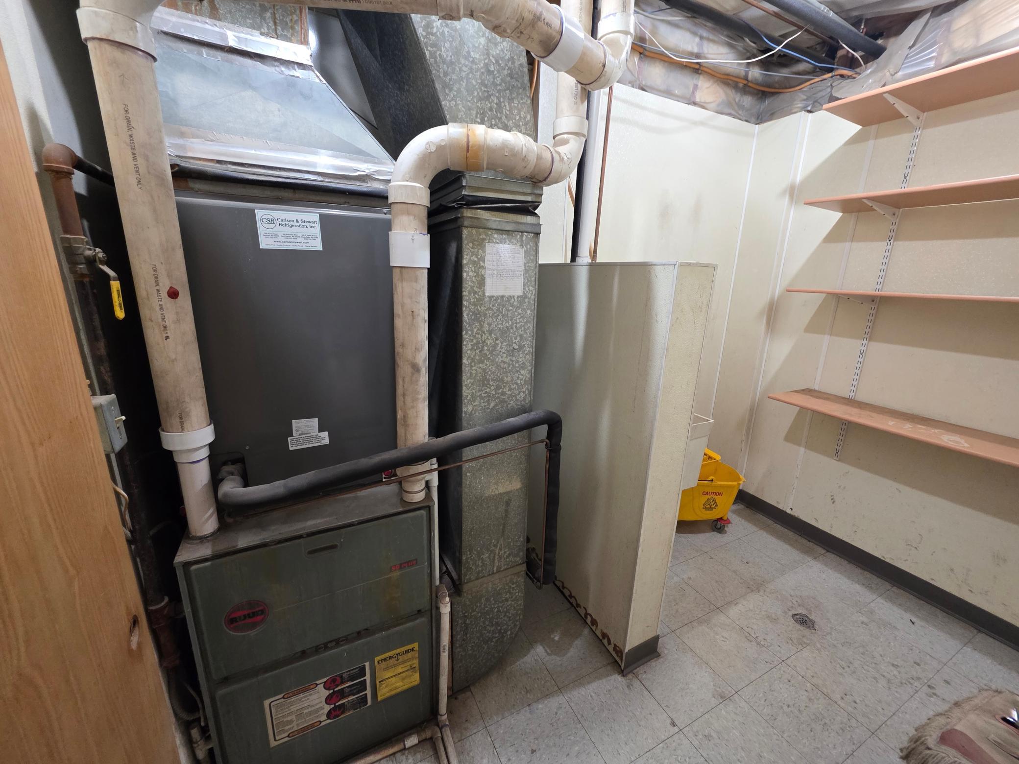 main property photo 12