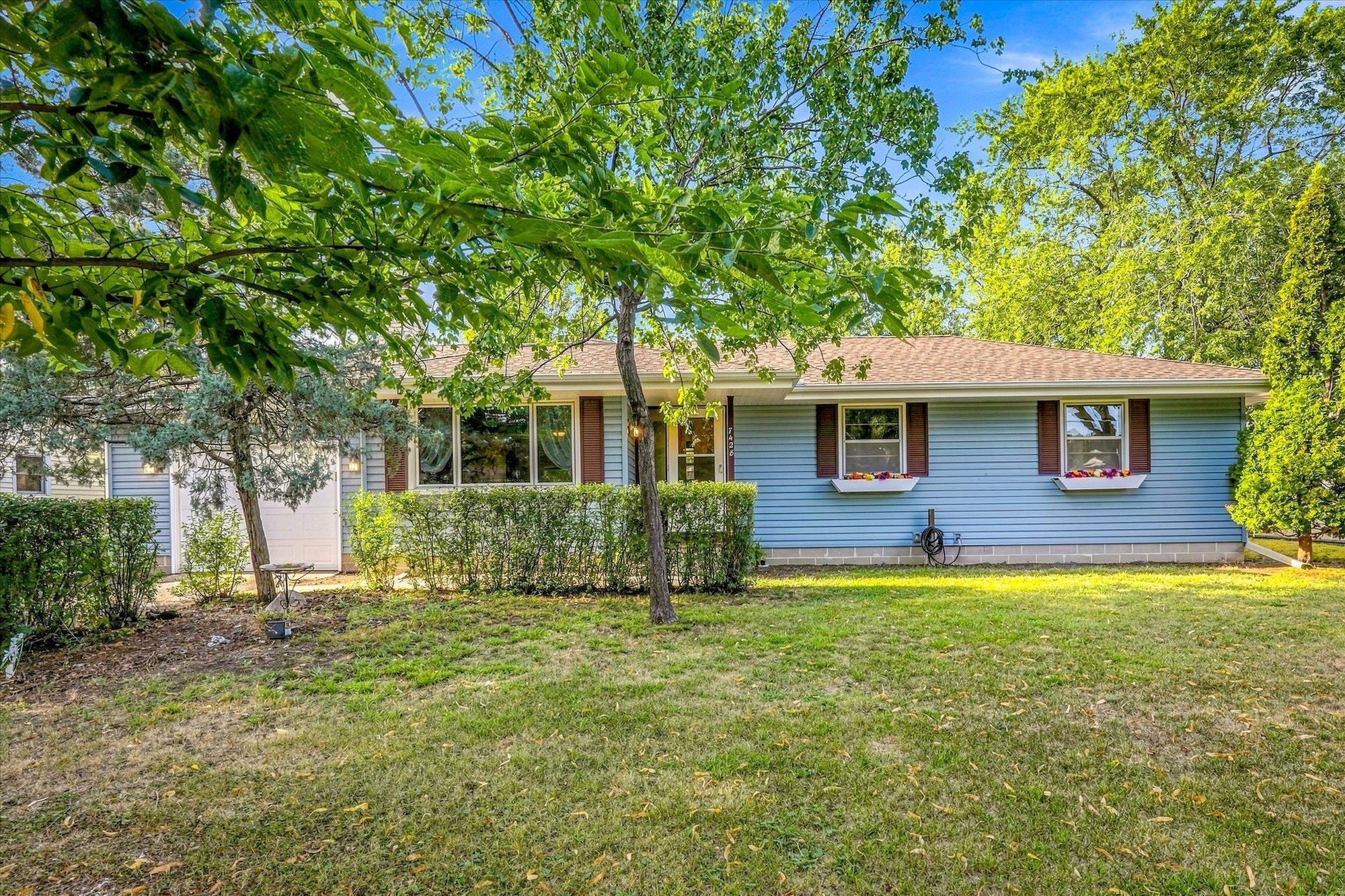 main property photo 30