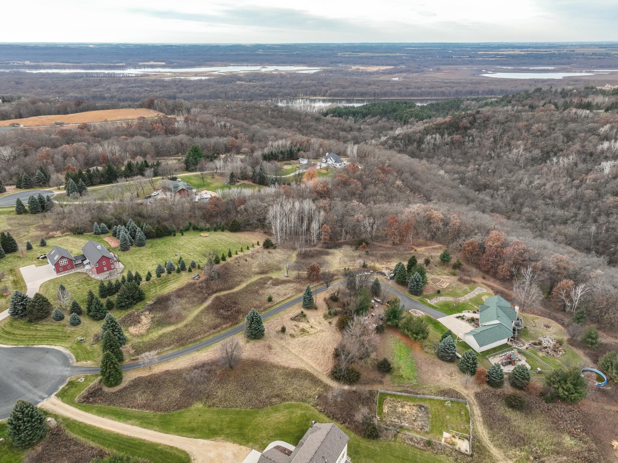 main property photo 10
