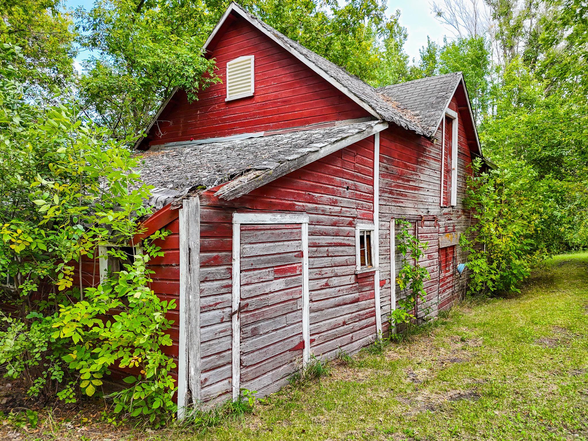 main property photo 15