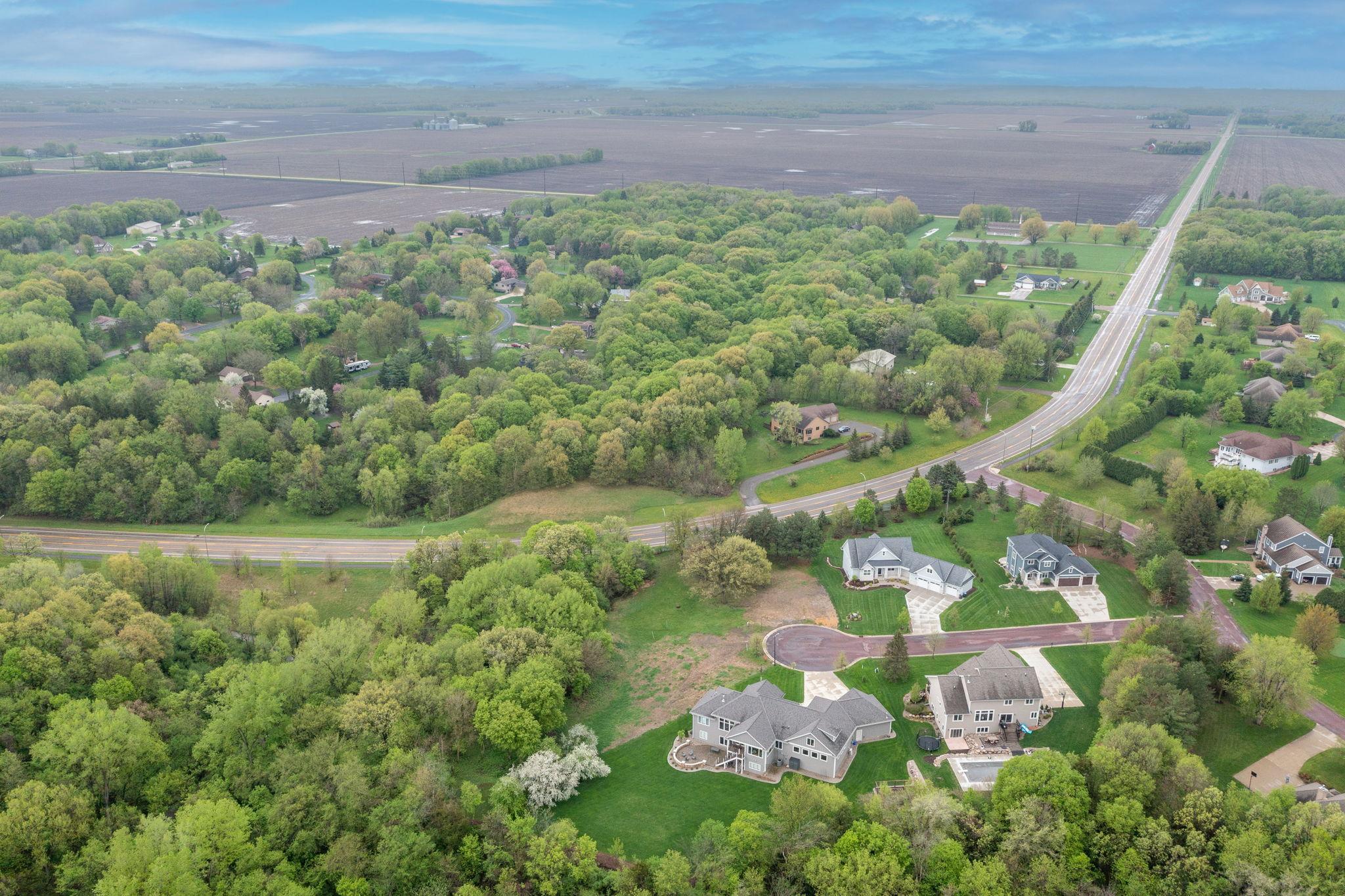 main property photo 9