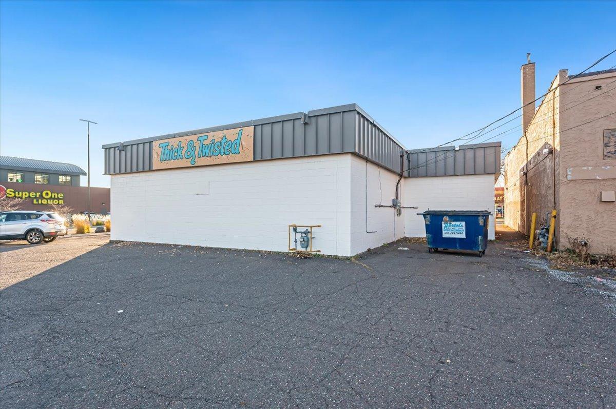 main property photo 3