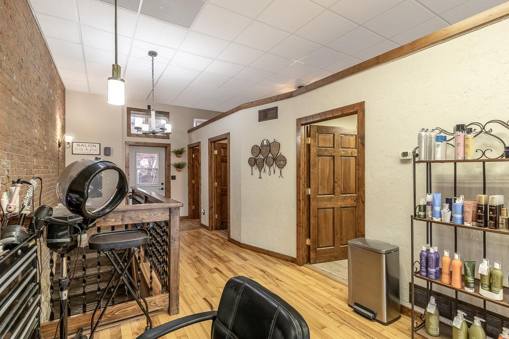 main property photo 13