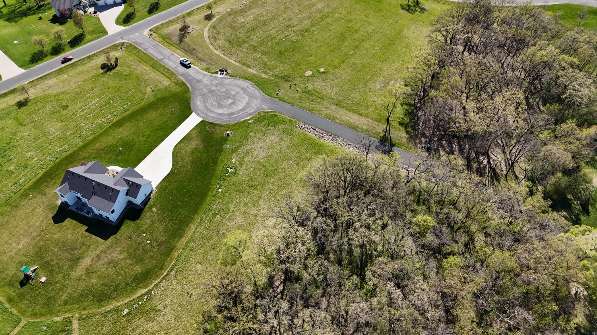 main property photo 8