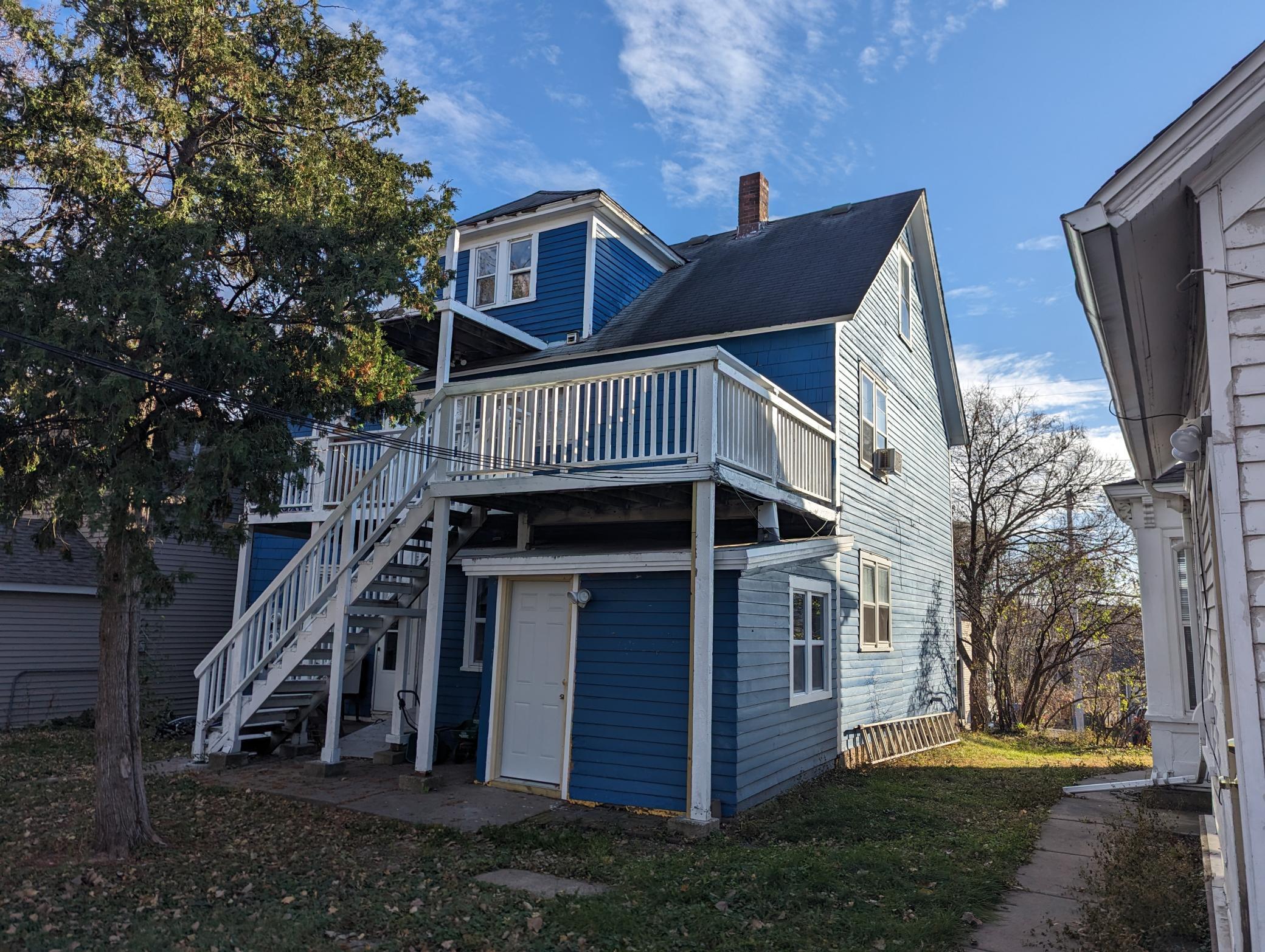 main property photo 6