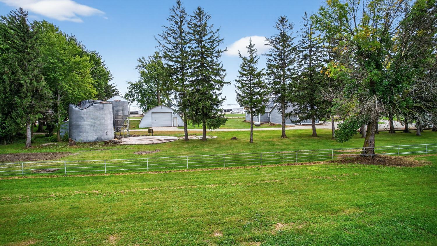 main property photo 41