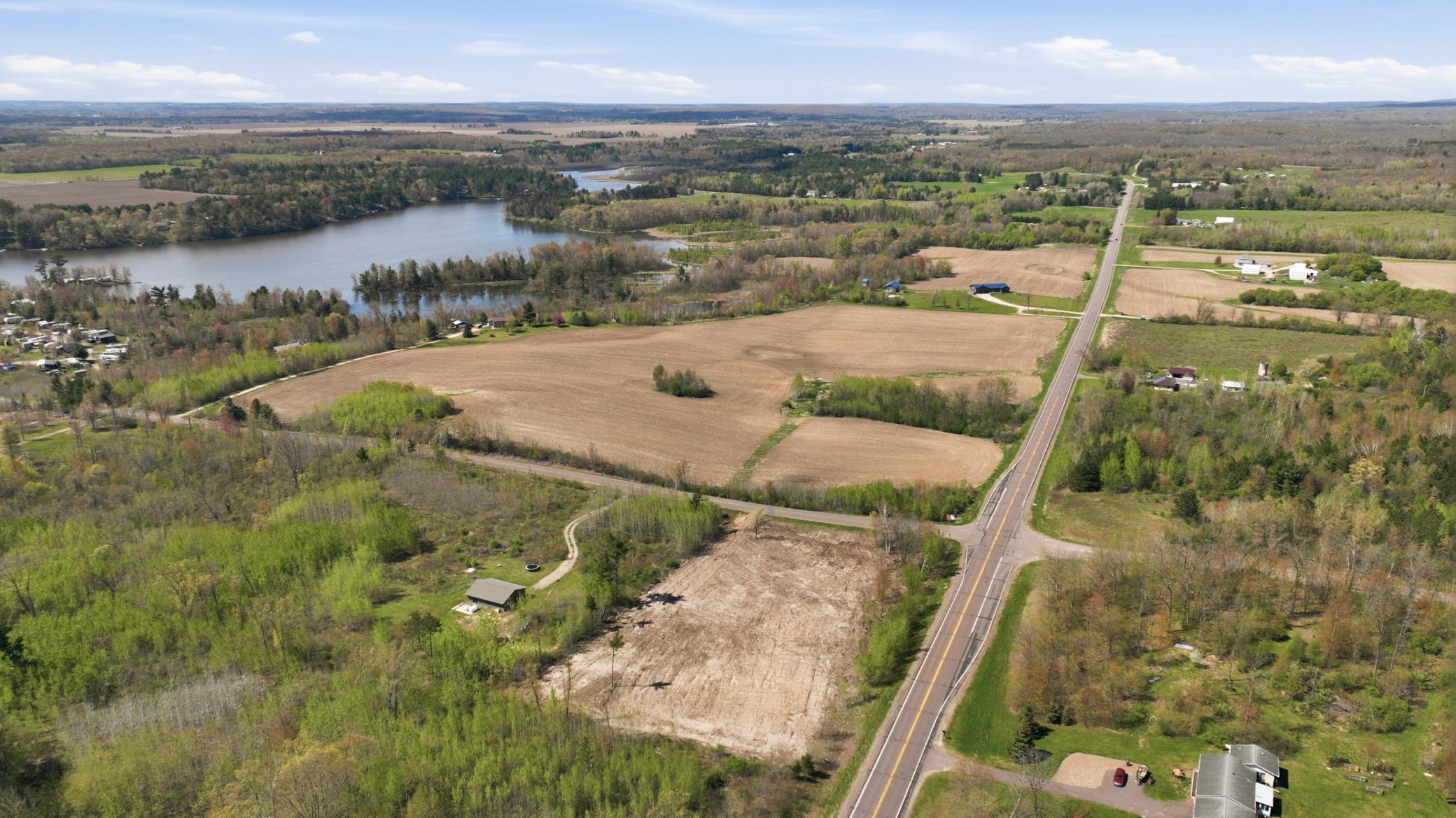 main property photo 11