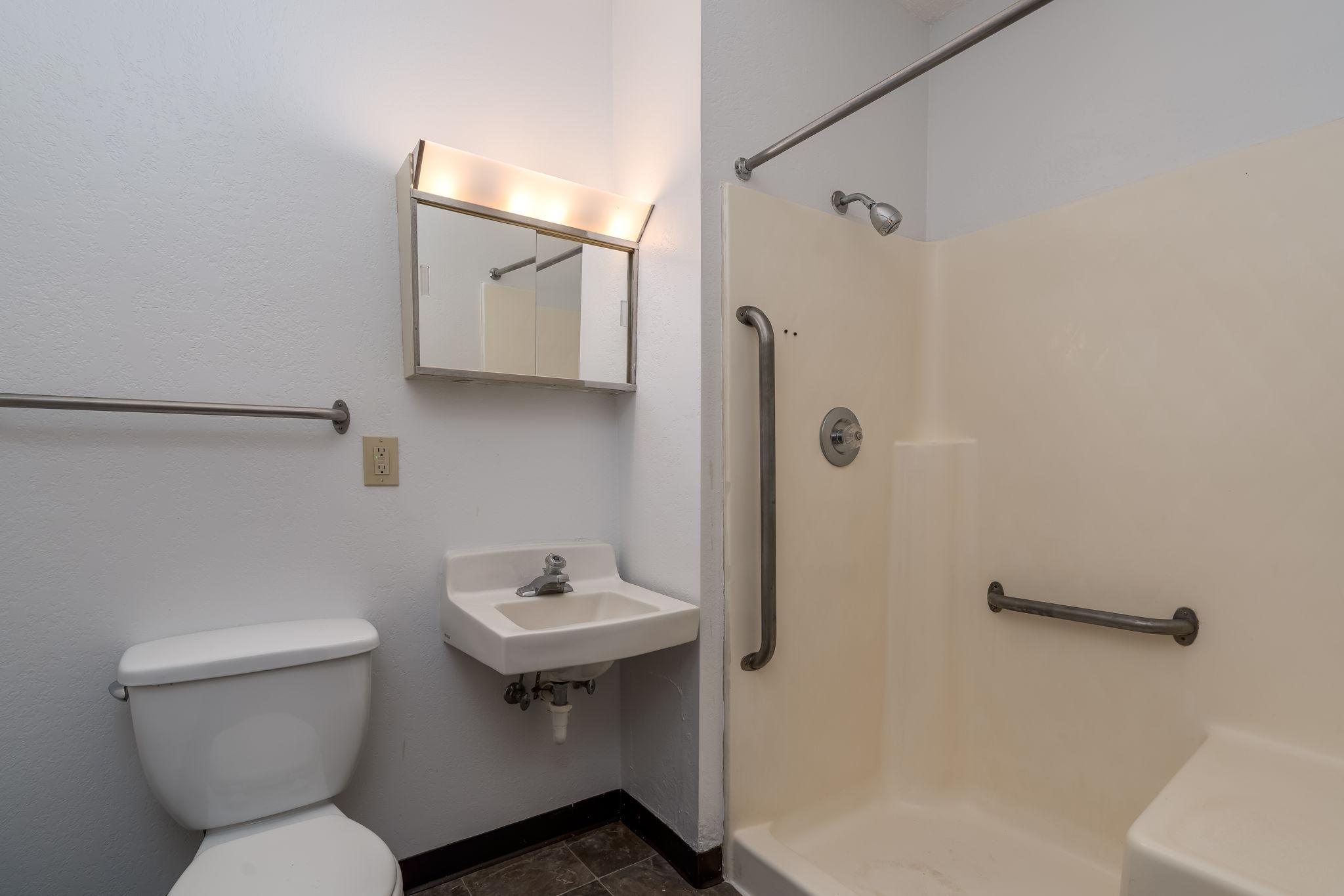 main property photo 44