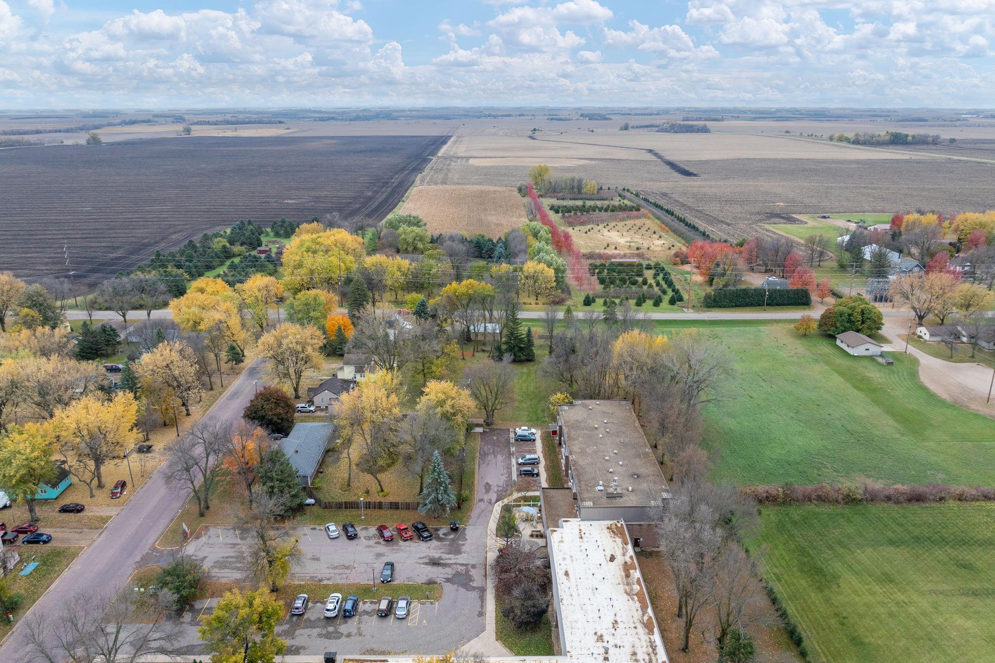 main property photo 7