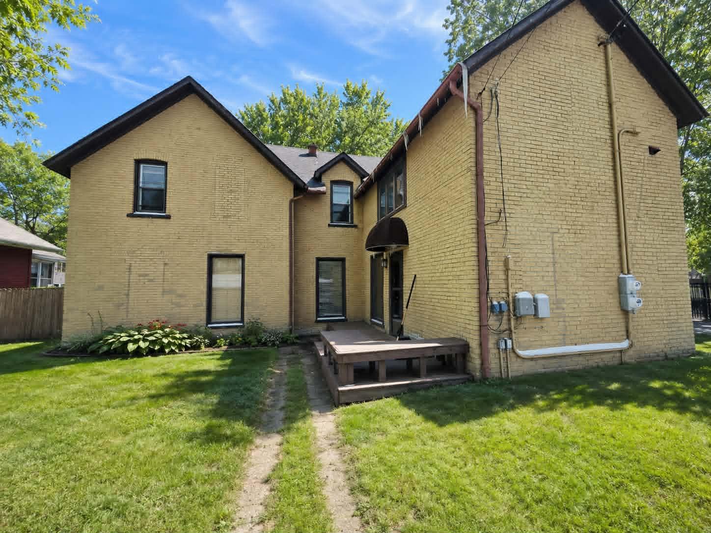 main property photo 2
