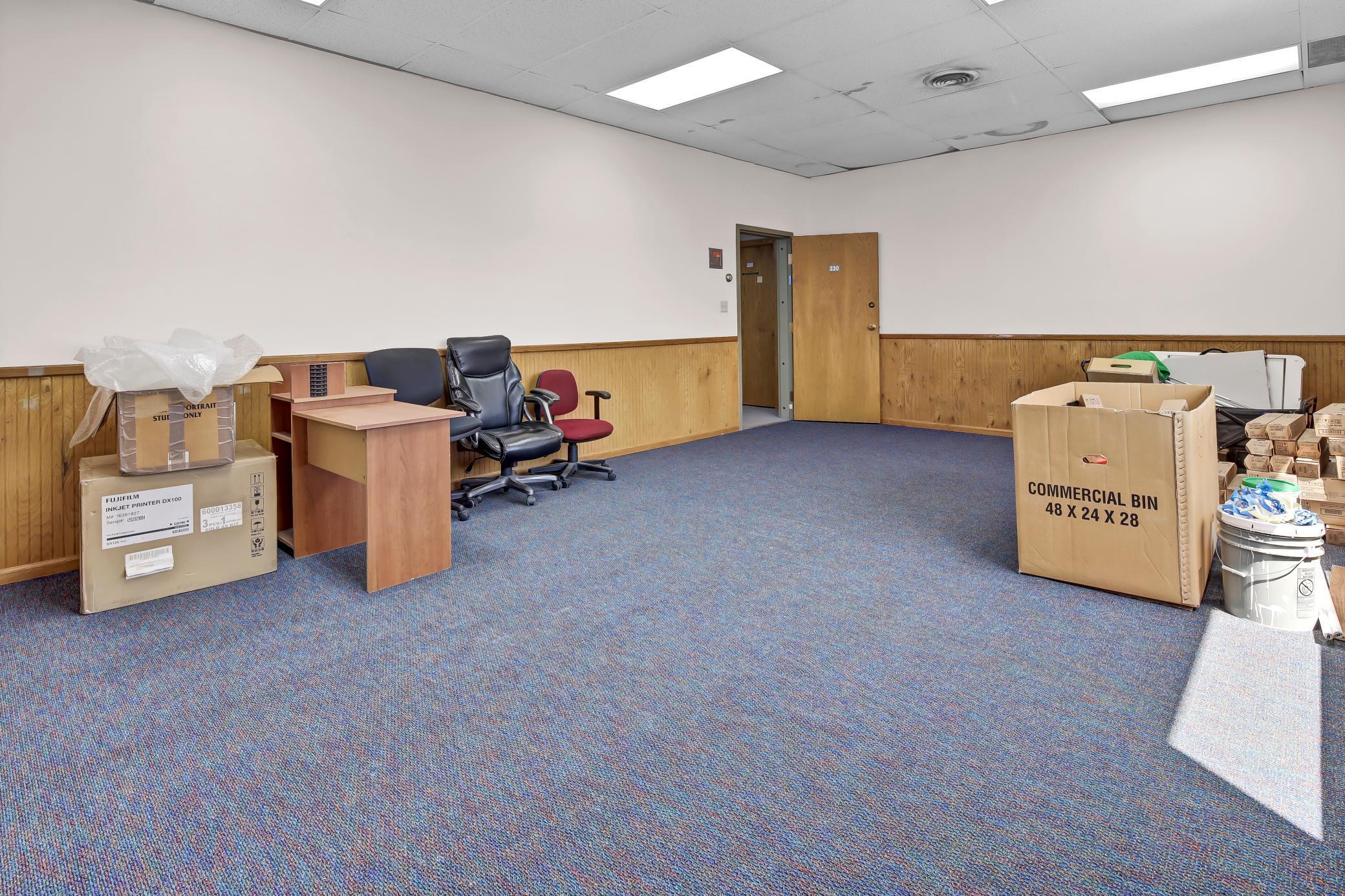 main property photo 20