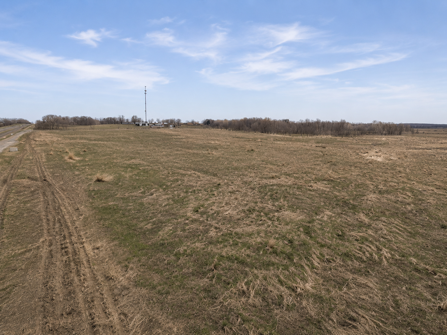 main property photo 7