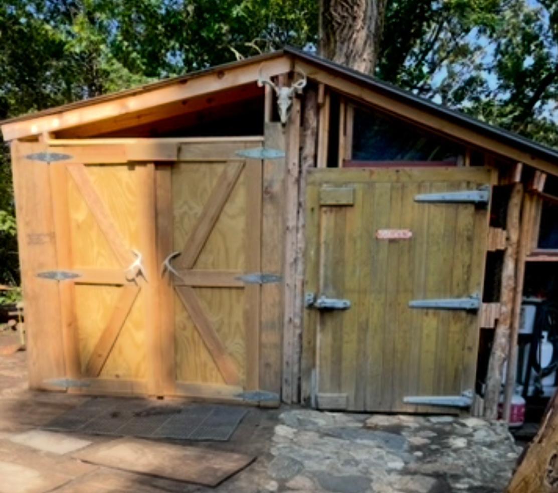main property photo 13