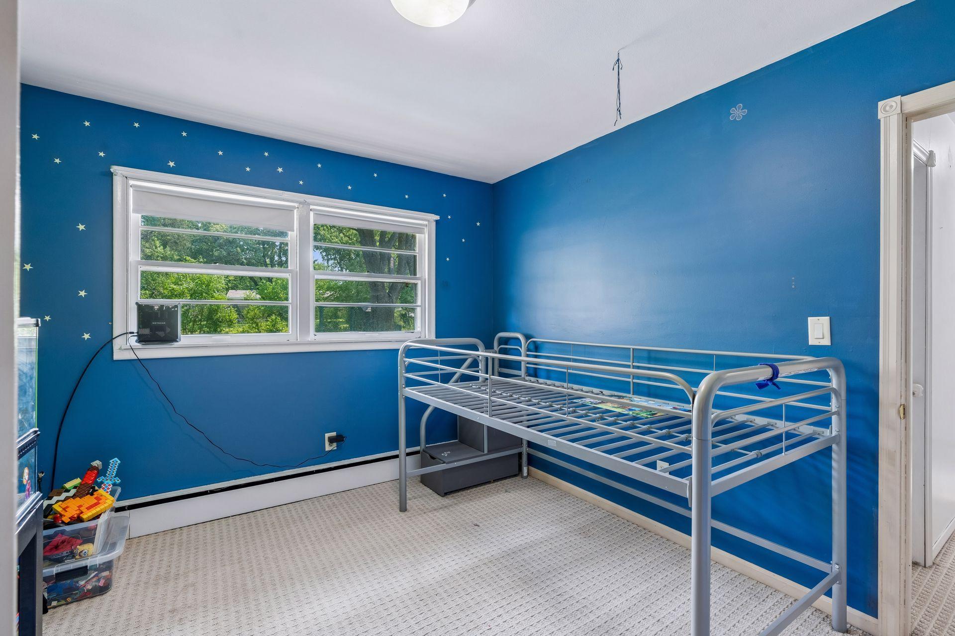 main property photo 11