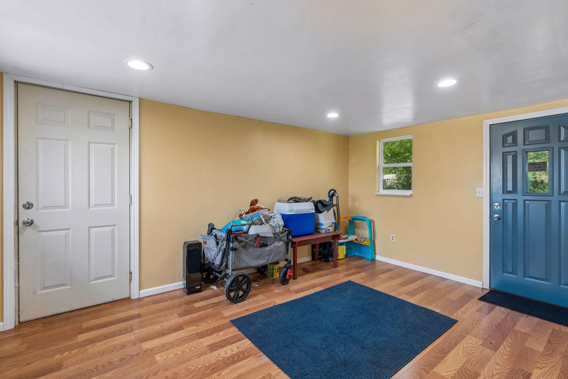 main property photo 18