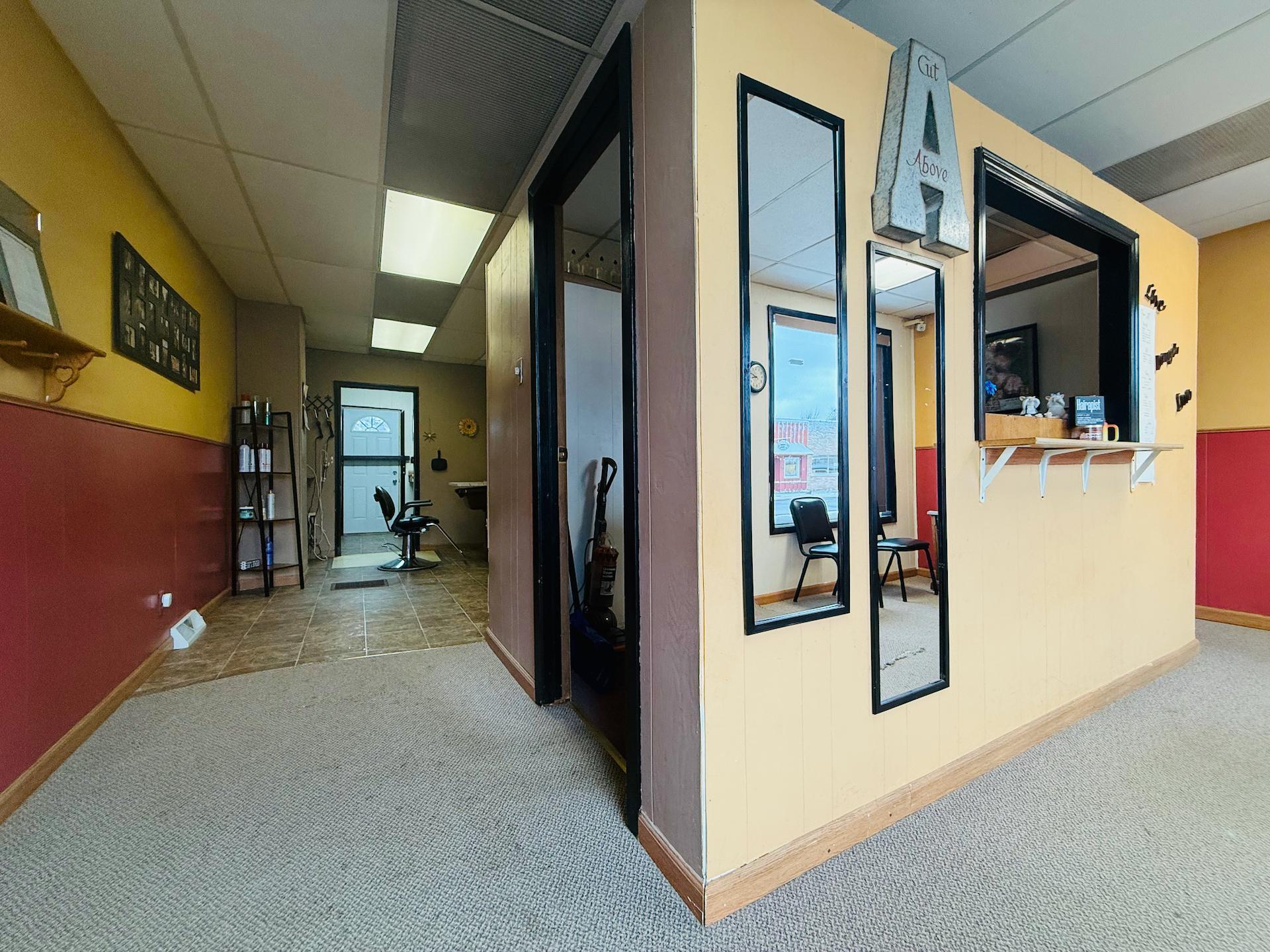 main property photo 18