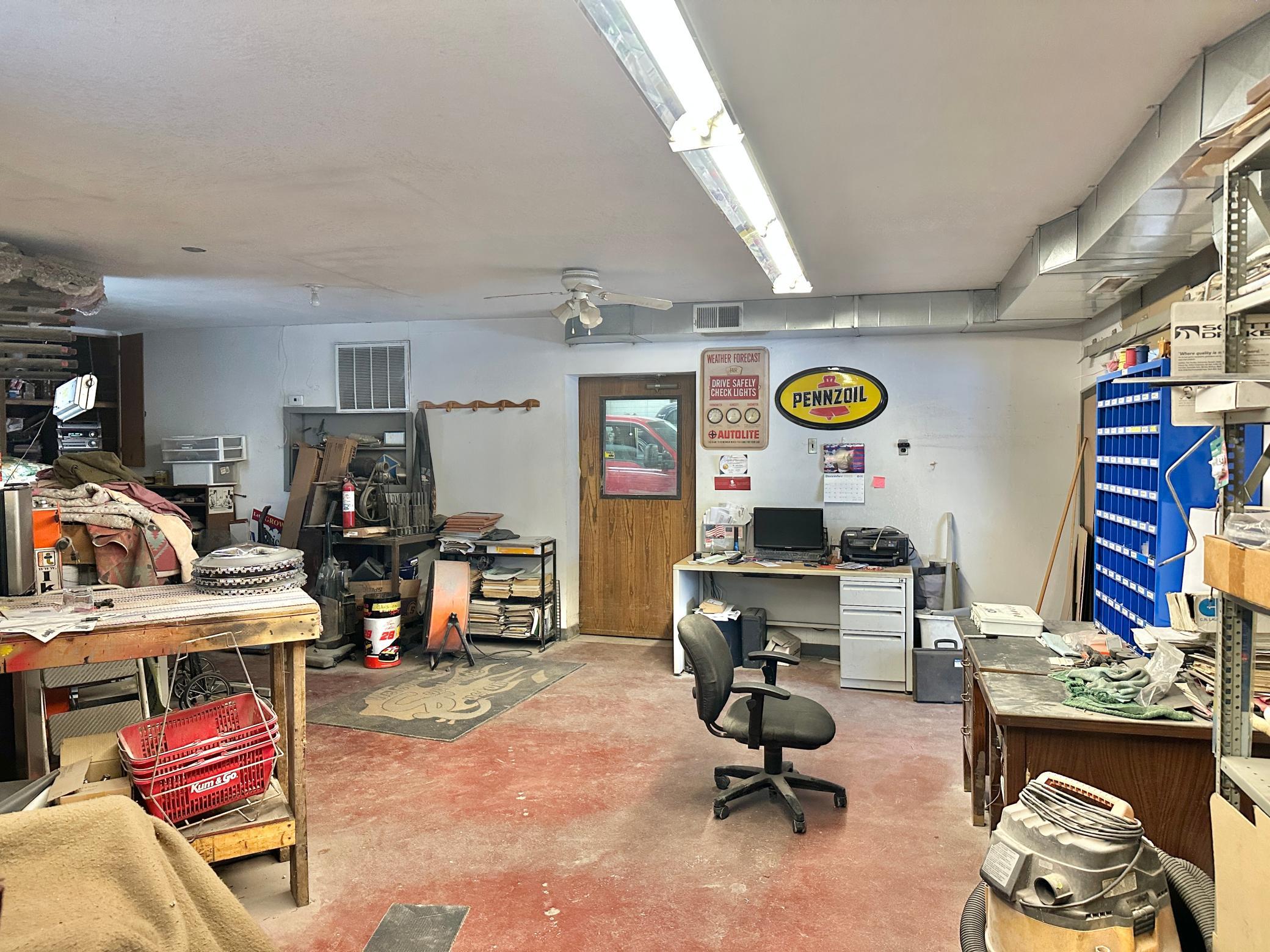 main property photo 41