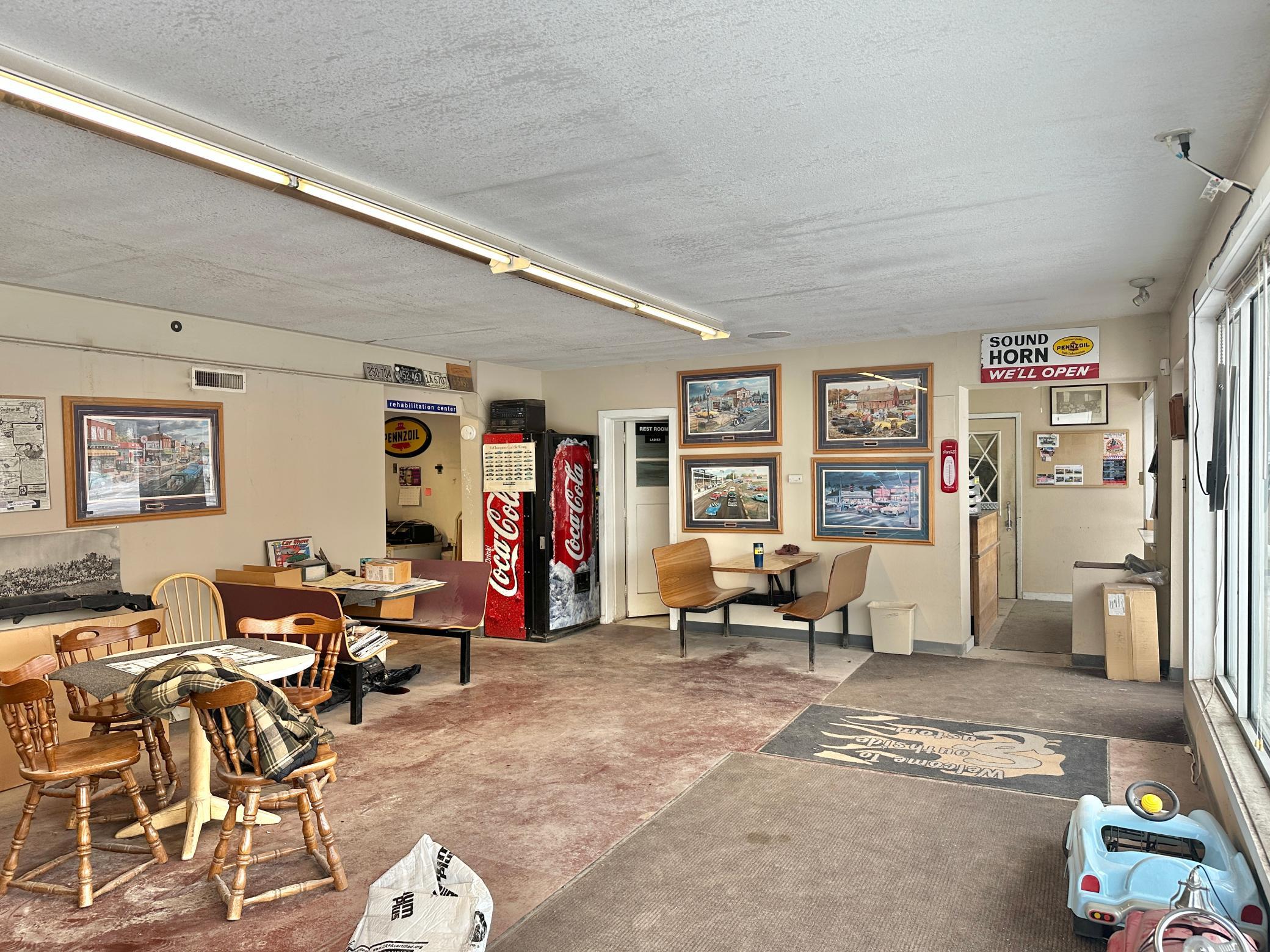 main property photo 9