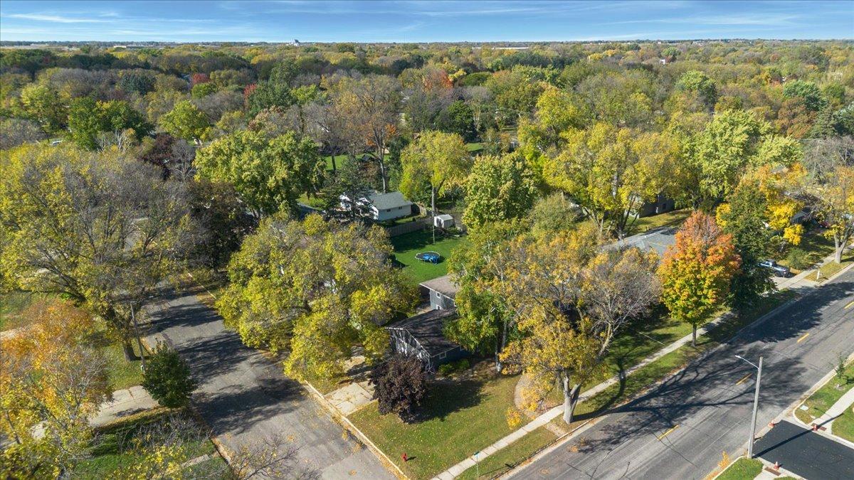 main property photo 50