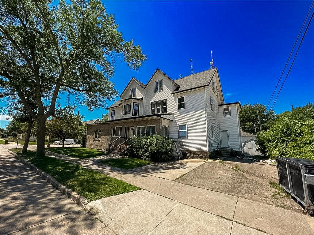 main property photo 3