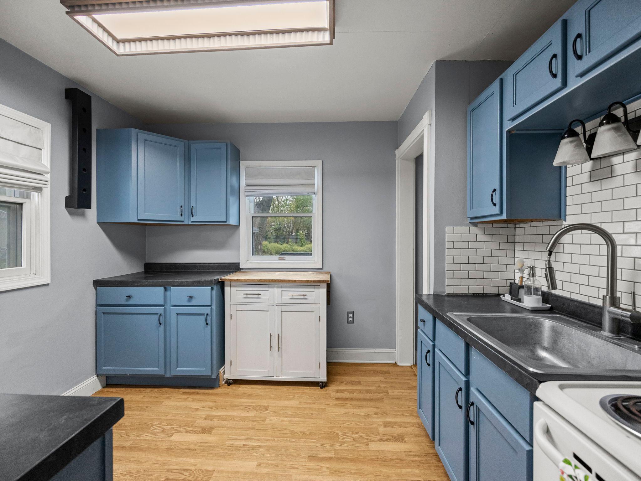 main property photo 10