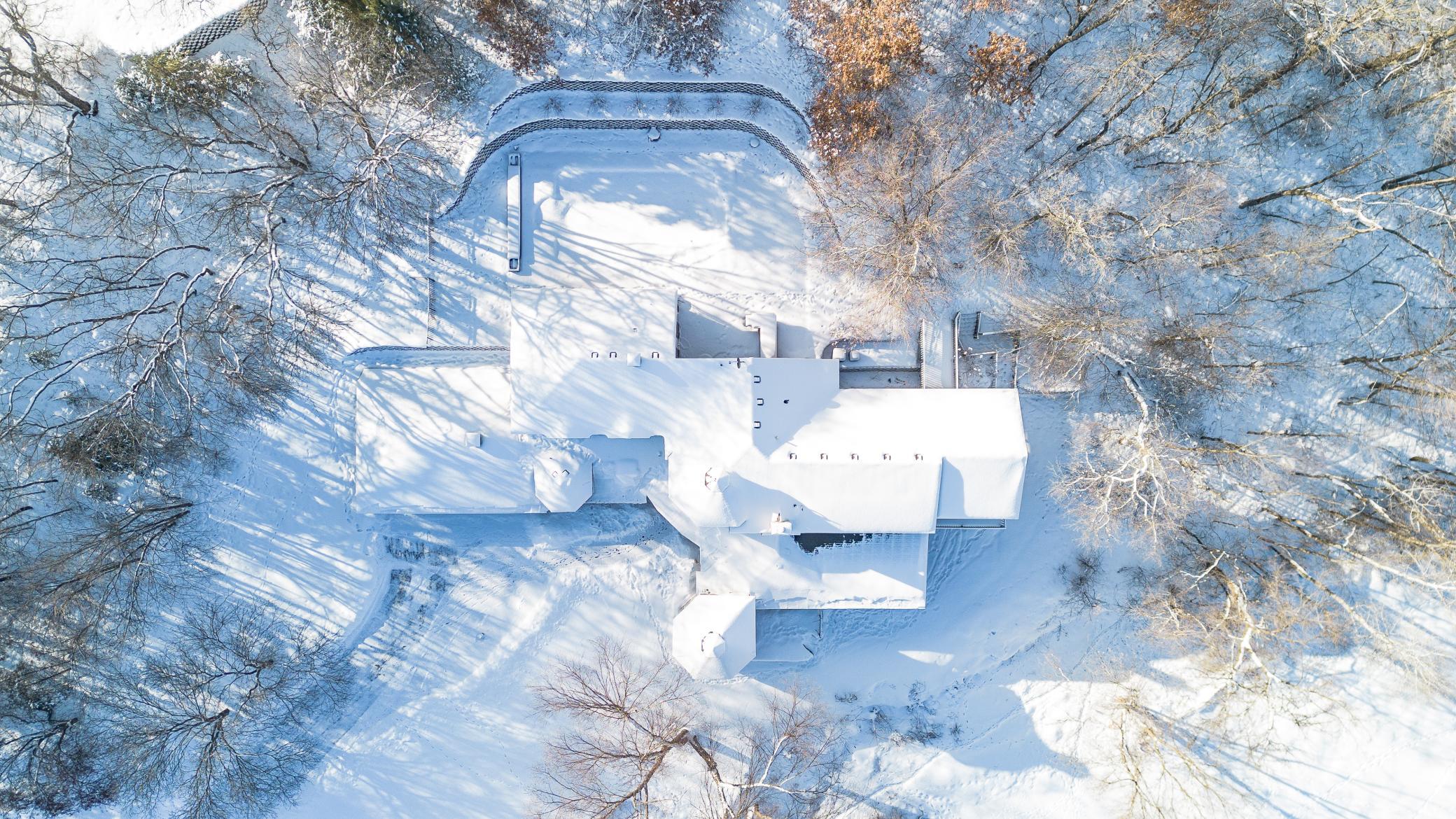 main property photo 60
