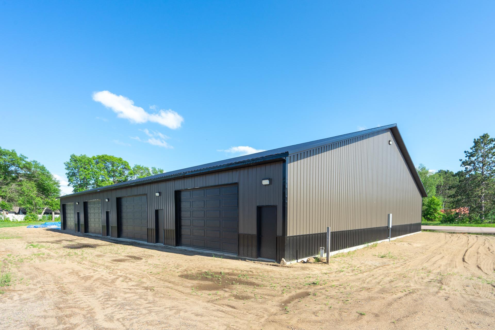 main property photo 11
