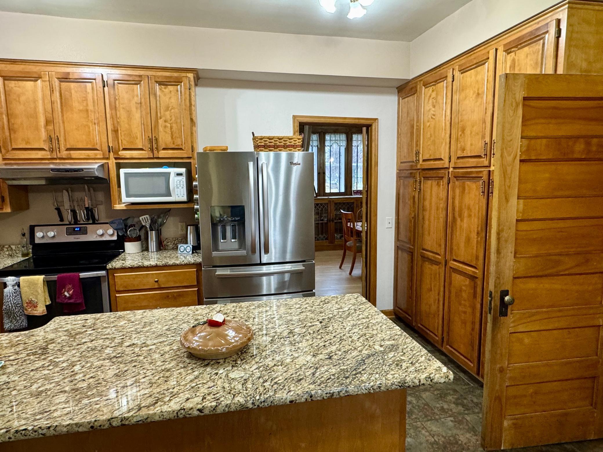main property photo 20