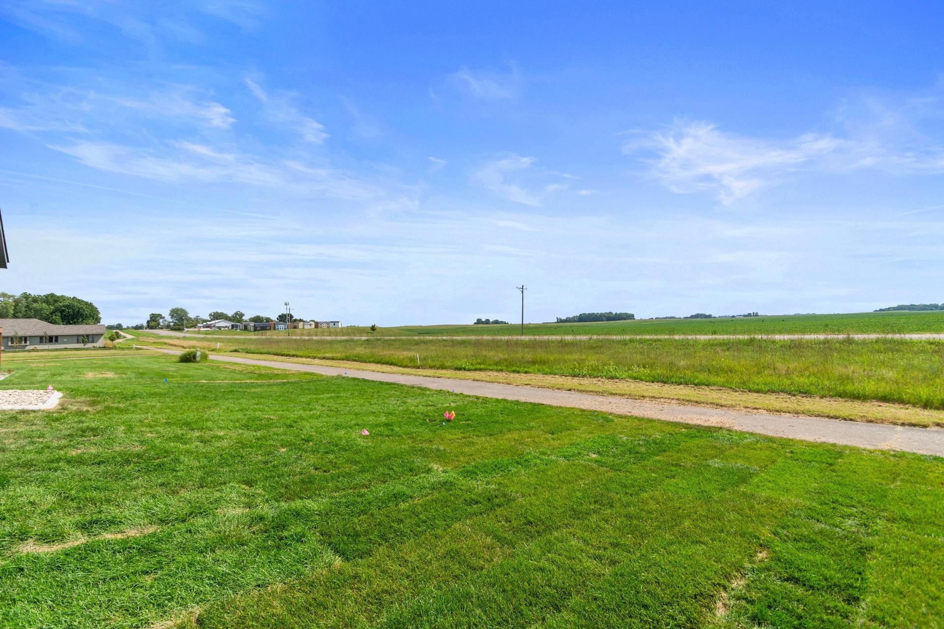 main property photo 14
