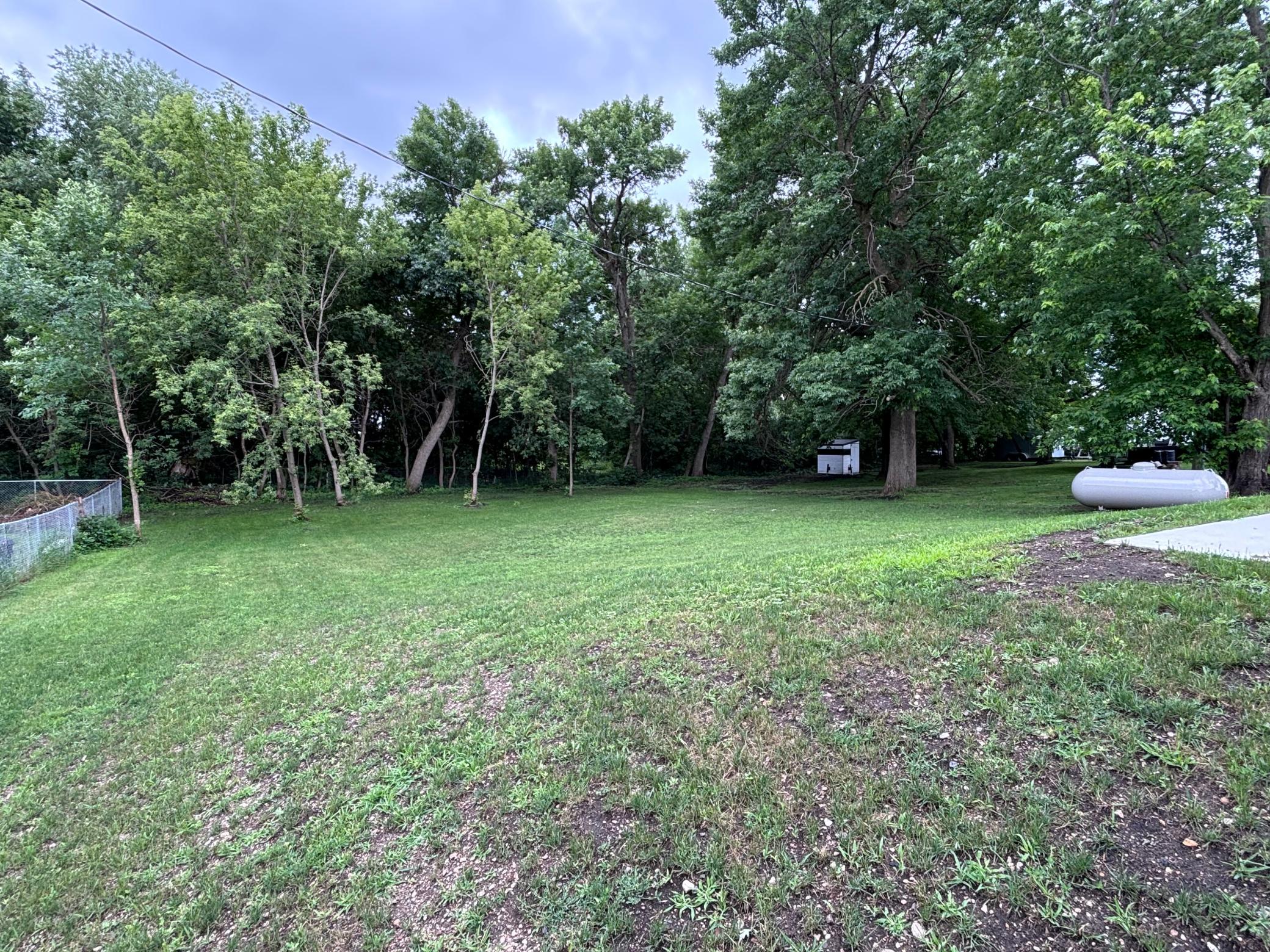 main property photo 36