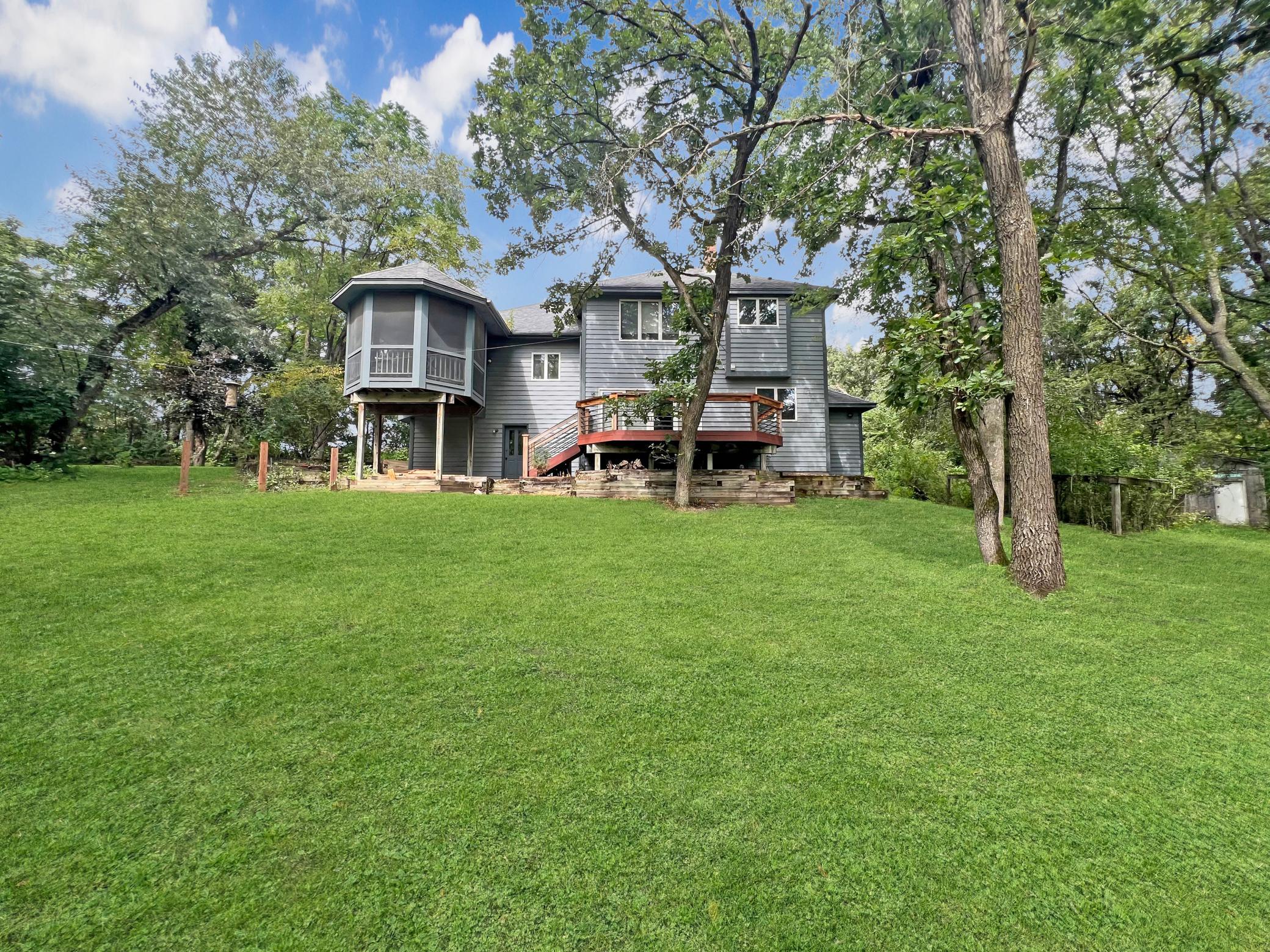 main property photo 35