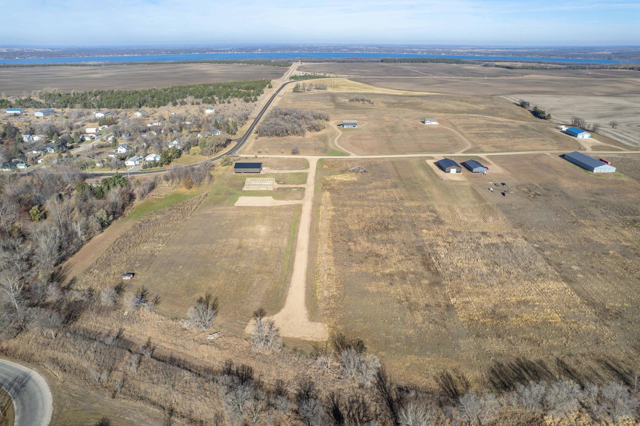 main property photo 15