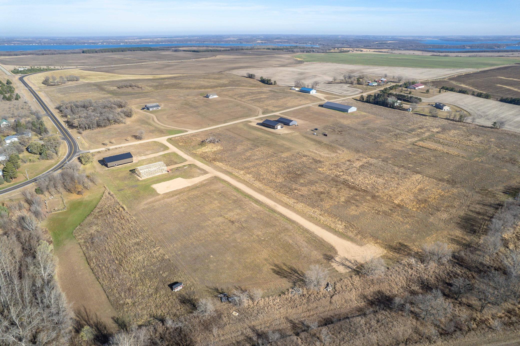 main property photo 16
