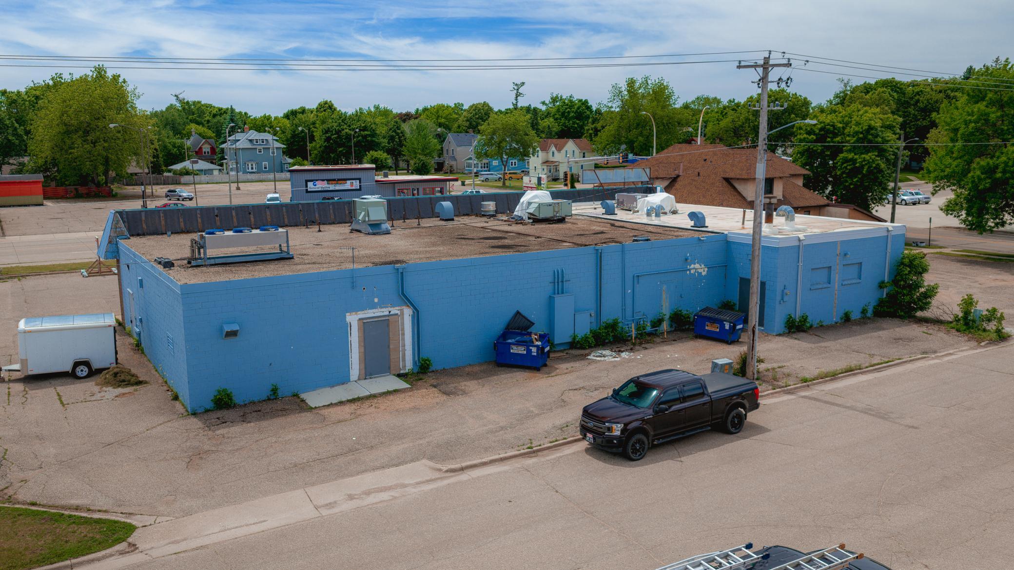 main property photo 18