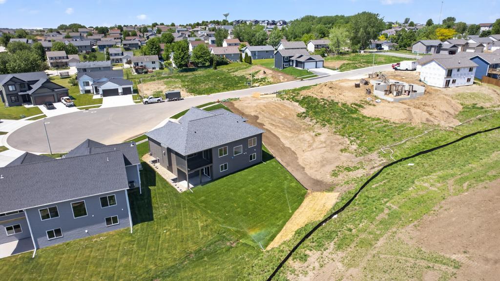 main property photo 60